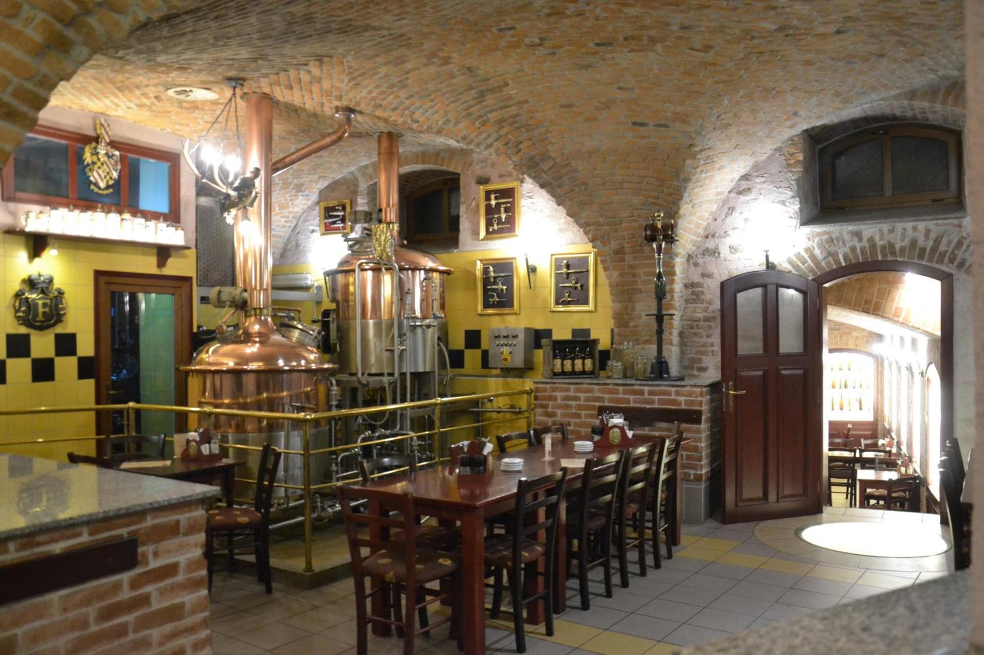 Hotel Cisar Ferdinand Loket Kültér fotó